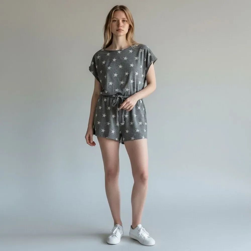 Antistar Solid Gray Shoer Sleeve Romper Round Neck Star pattern with pockets S